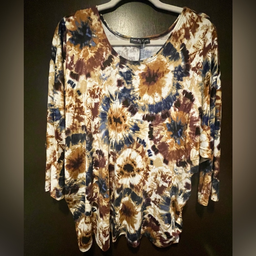 4/$25 Kim & Cami tie dye shirt